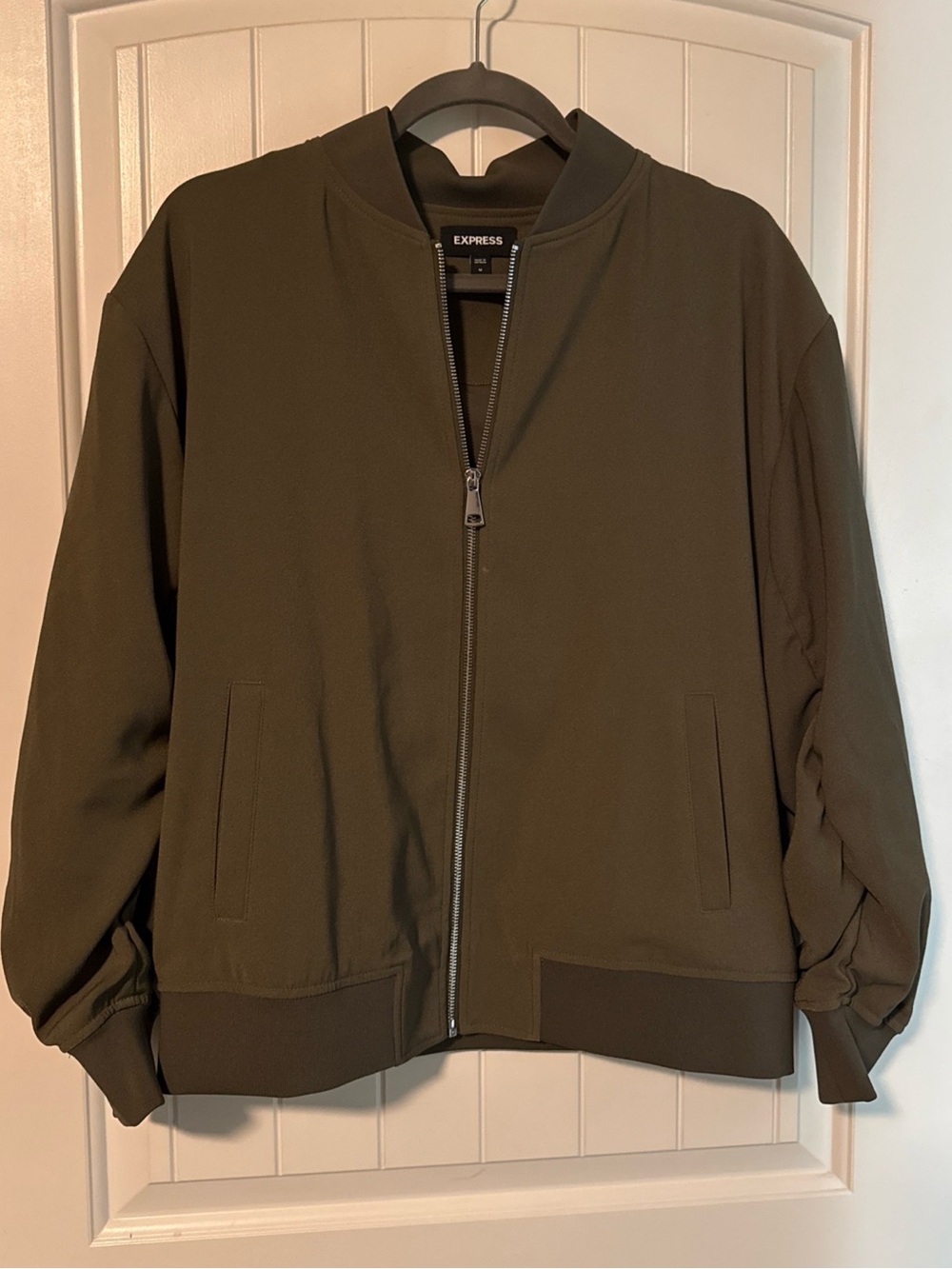 Express Women’s Olive Bomber Jacket - Zip Front Casual Sz M Scrunched Sleeves